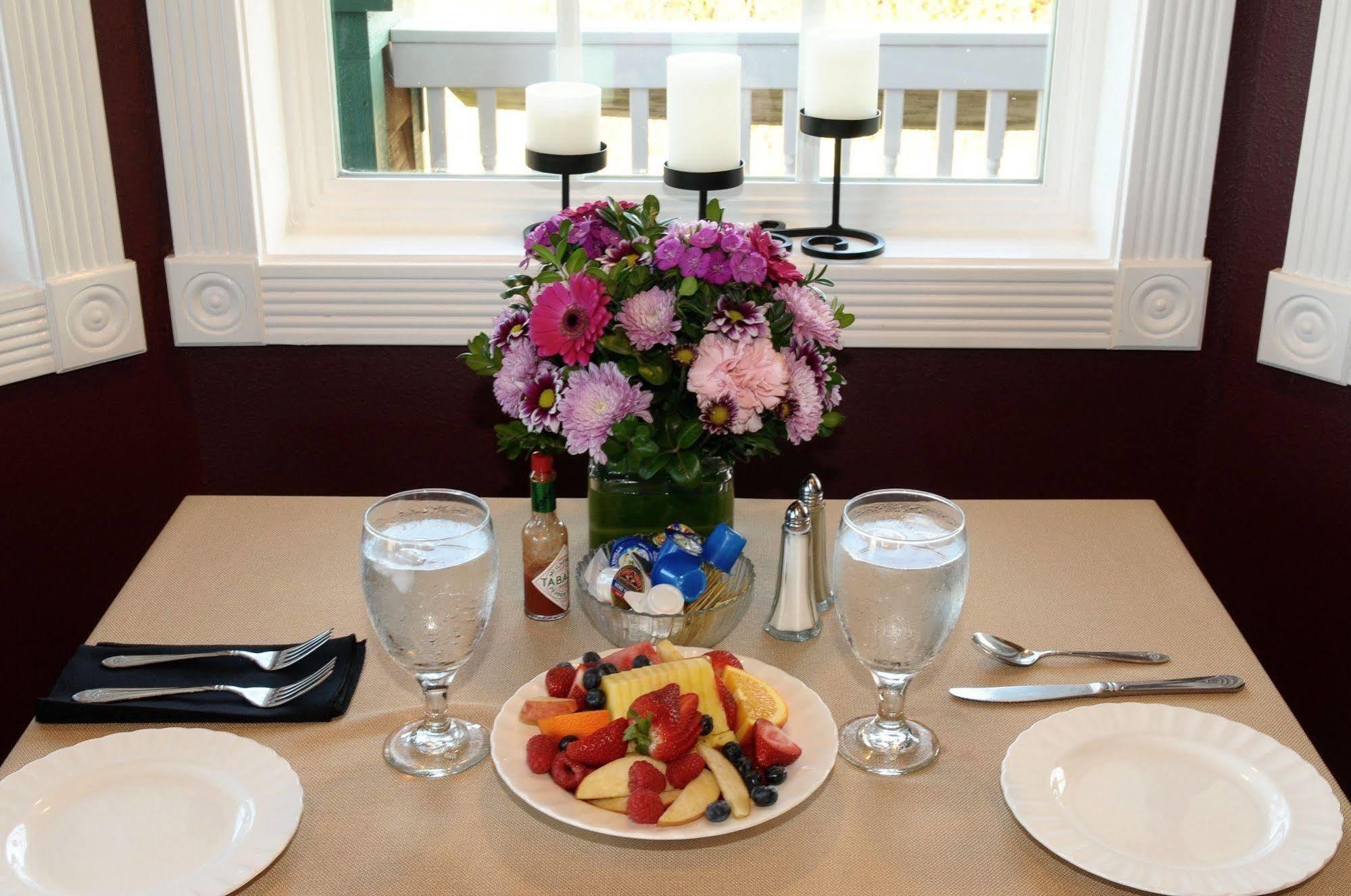 Collins Inn & Seaside Cottages (Adults Only) オーシャン・ショアーズ エクステリア 写真